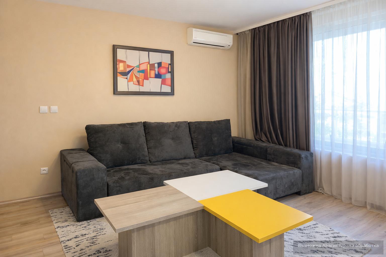 One-bedroom apartment in a gated complex in the Karshiyaka district.