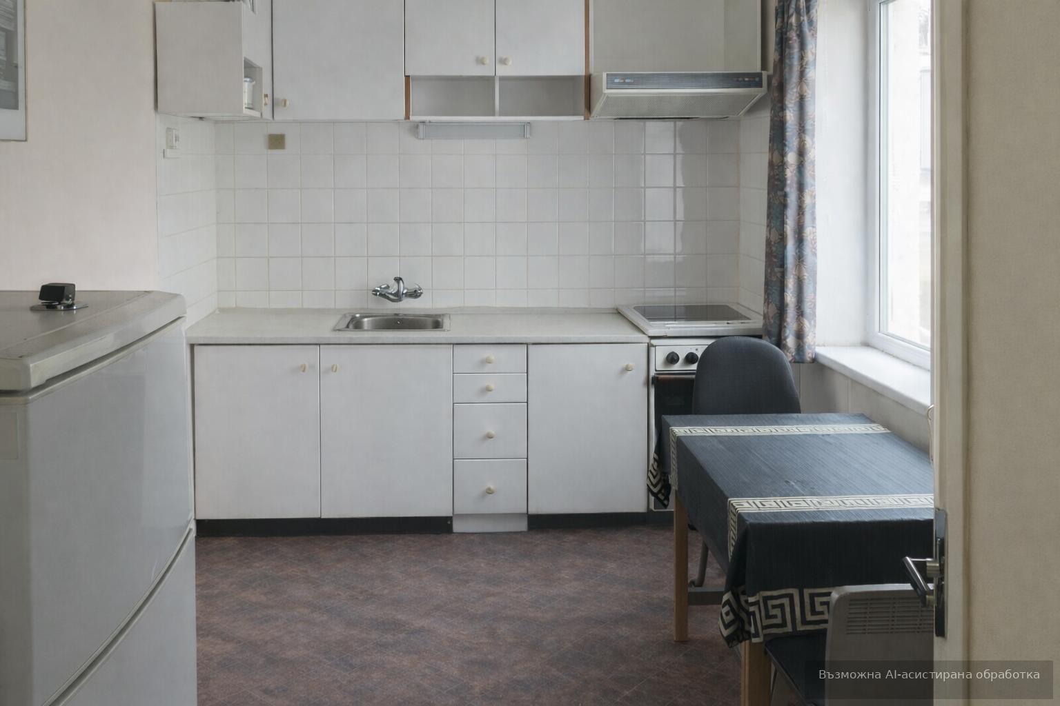 Three-room apartment in the Mladezhki Halm neighborhood