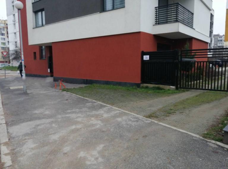 Parking area image 44486
