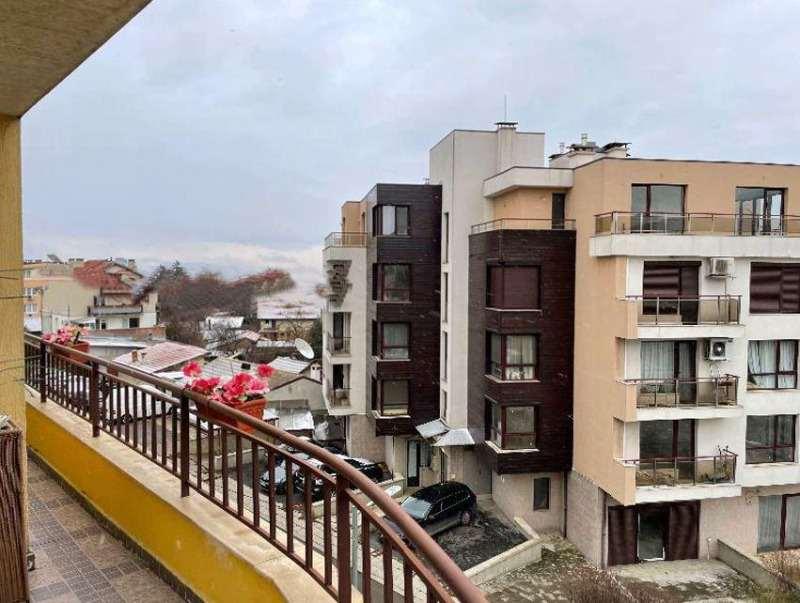 Revolution Estate Presents a Three-Bedroom Apartment in Sofia, Ovcha Kupel image 5