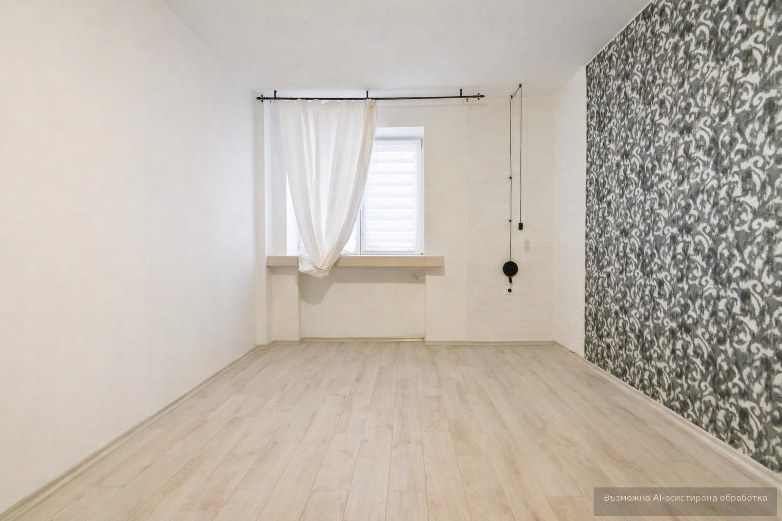 Three-room apartment in Mladost 2 residential complex image 6