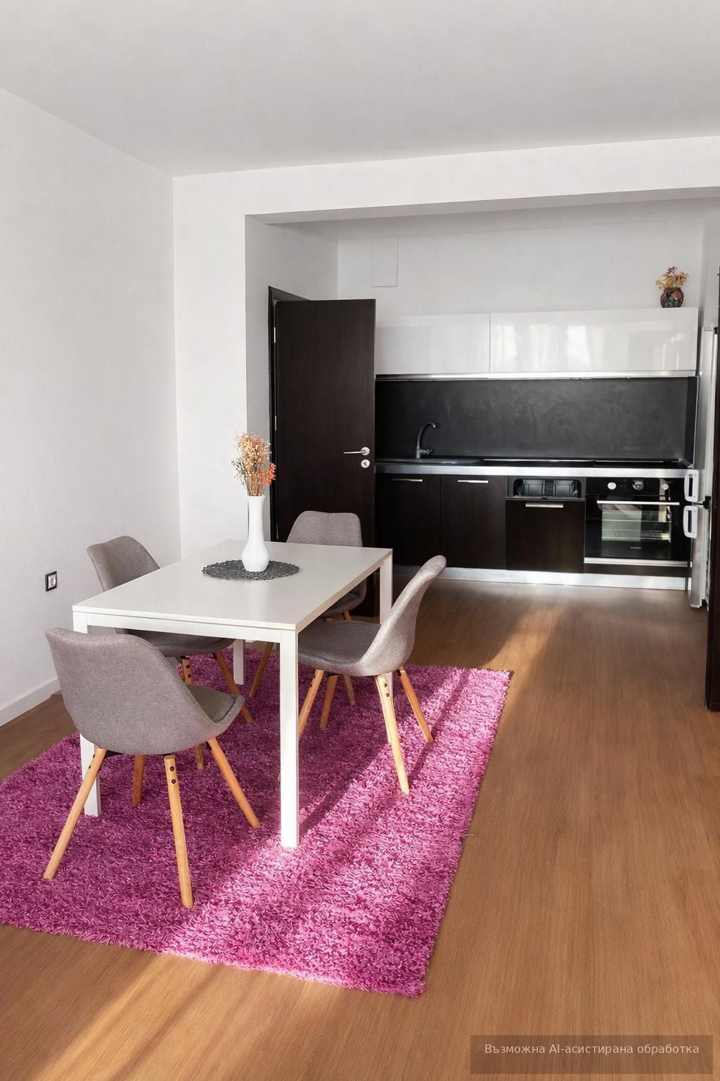 Three-room apartment in the Kamenitsa 1 neighborhood / Internet and TV included!