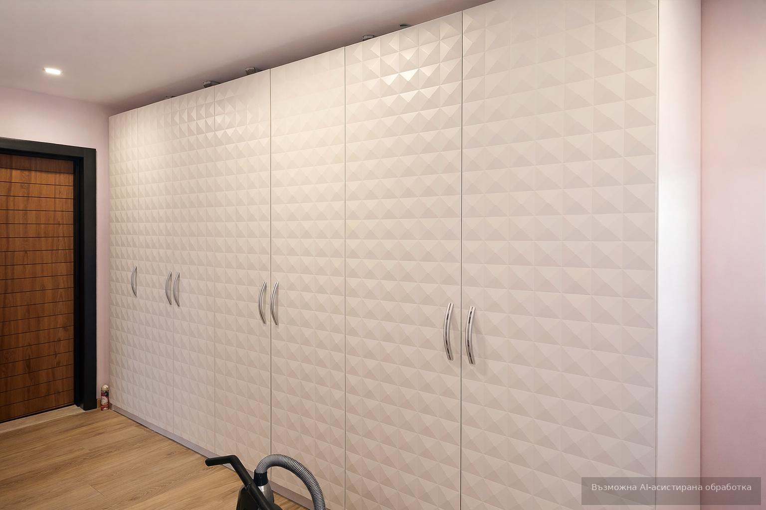 Three-room apartment for rent in the Kamenitsa 2 neighborhood image 8
