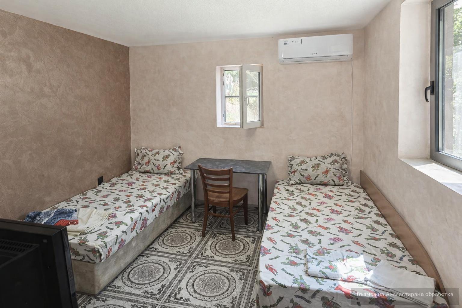 Floor of a house in the Karshiyaka neighborhood