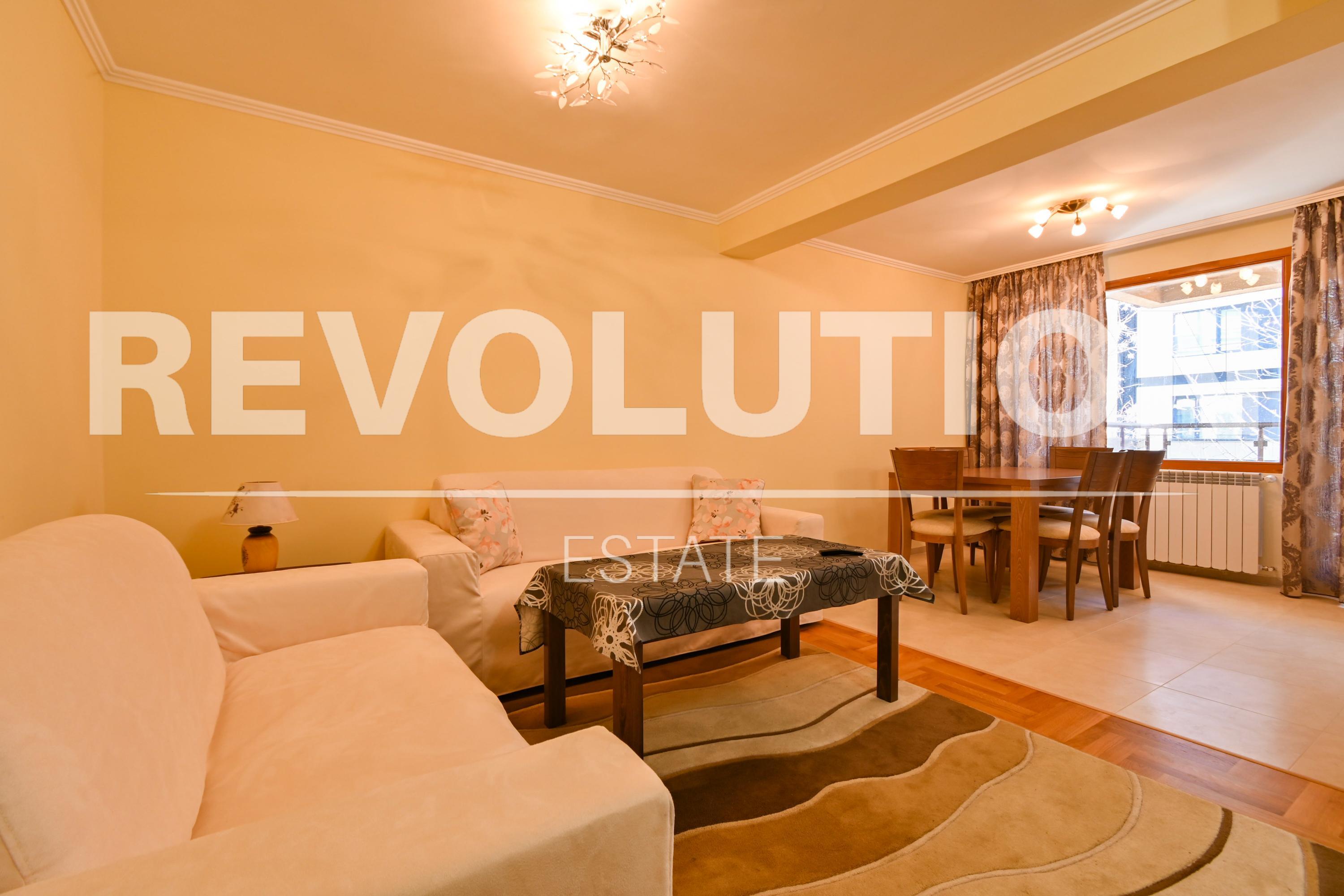 Four-room apartment in the Meditsinska Akademiya residential complex.