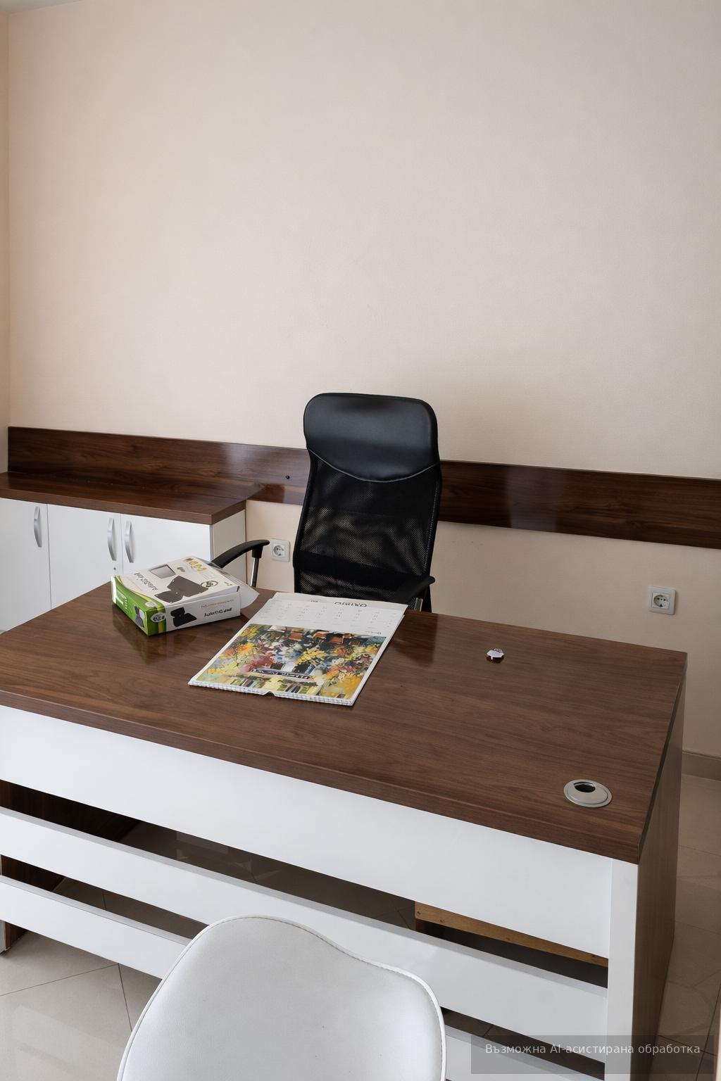 Office for rent in the city center area image 1