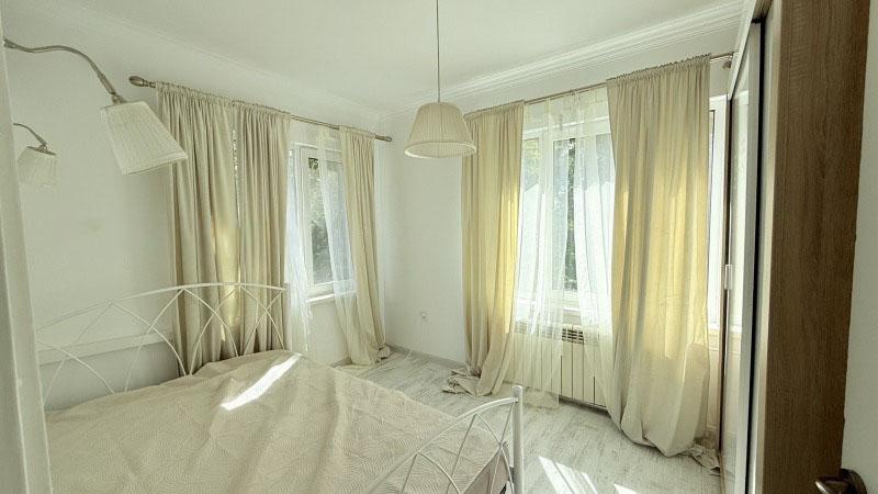 two-bedroom apartment image 7