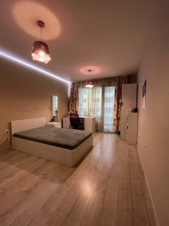 Three bedroom apartment image 47053