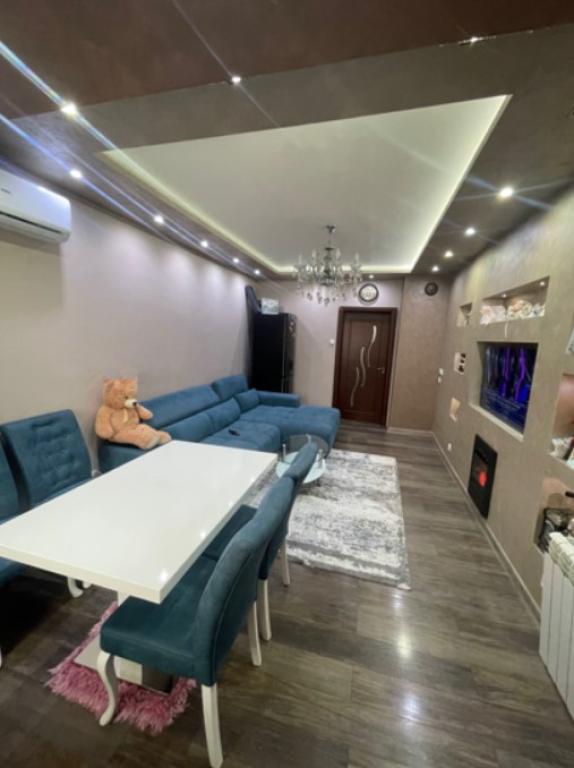 Two bedroom apartment image 47092