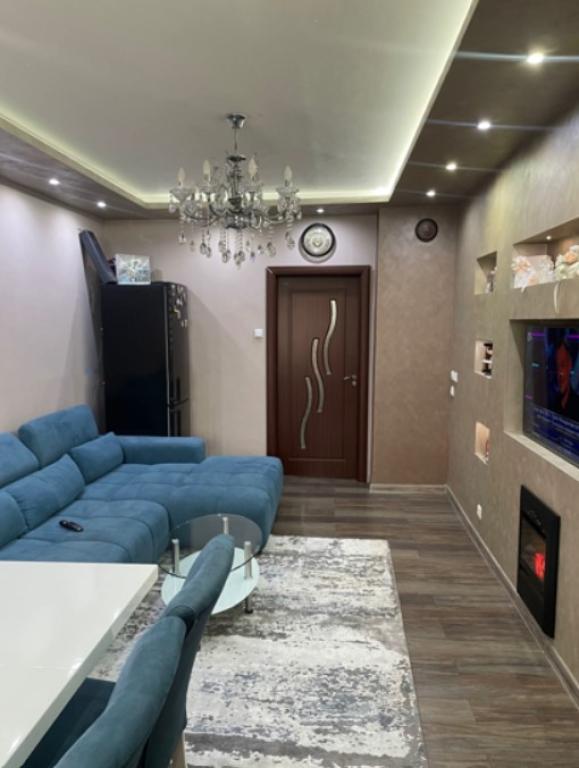 Two bedroom apartment image 47093