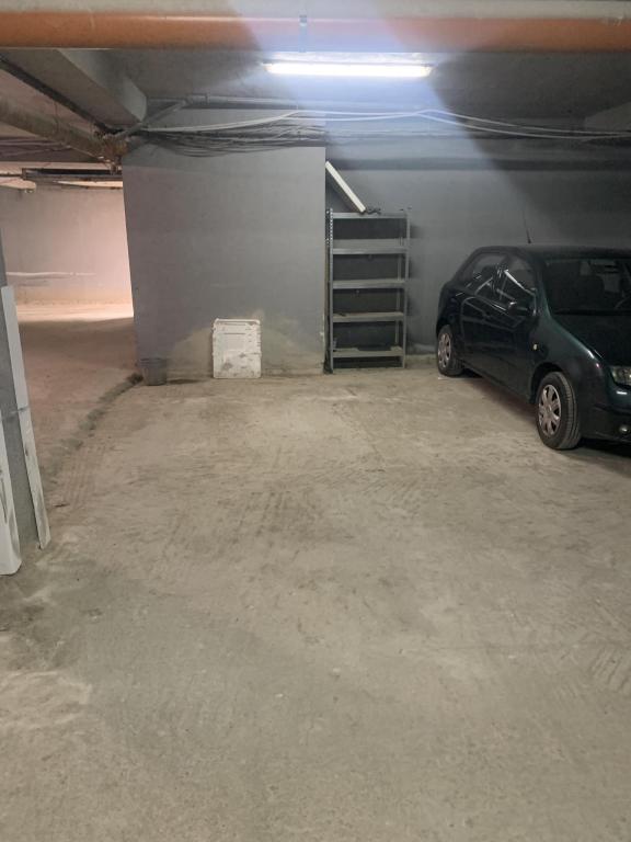 Parking area image 47292