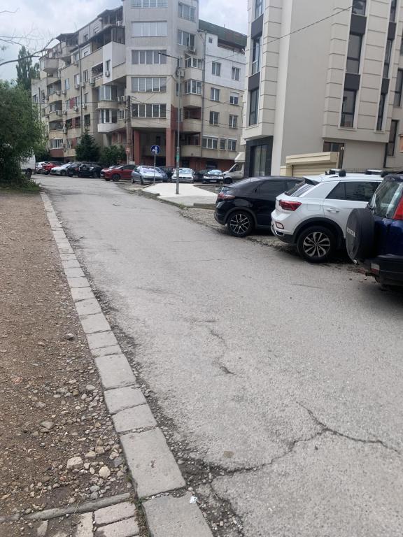 Parking area image 47293