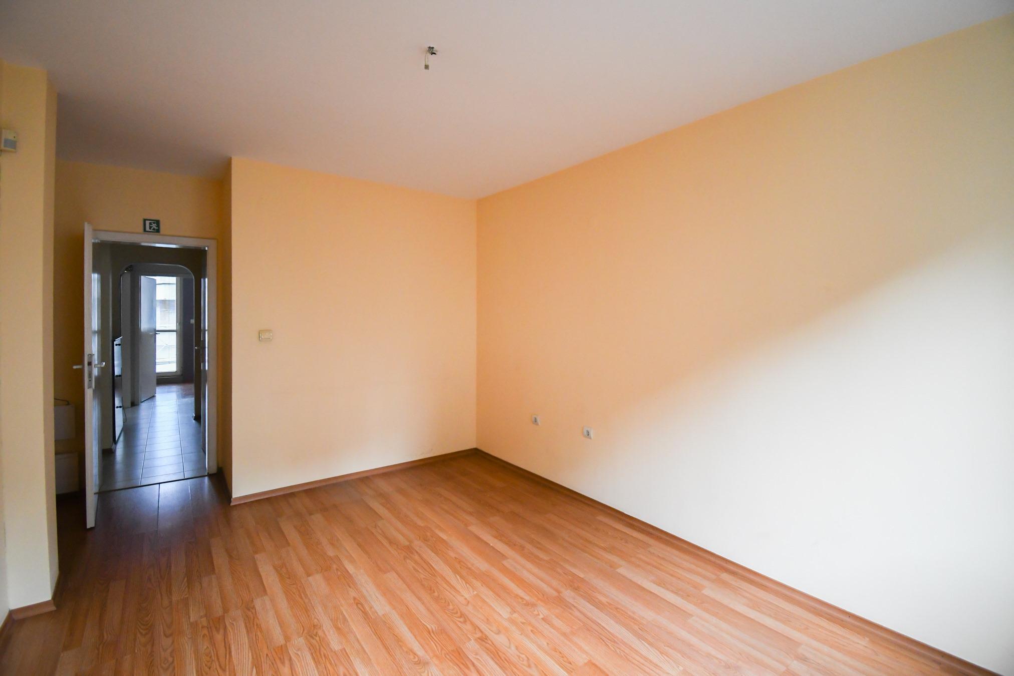 two-bedroom apartment image 8