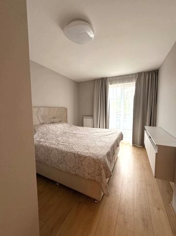 one-bedroom apartment image 2