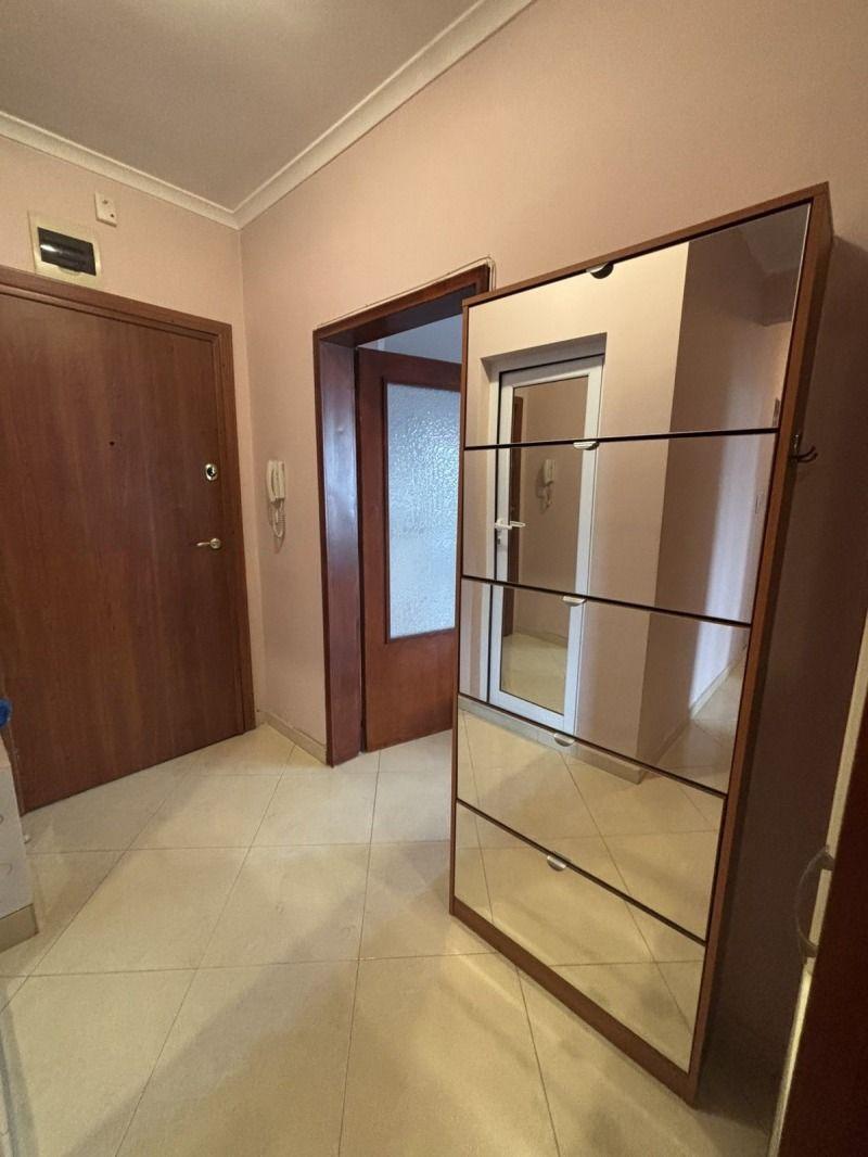 two-bedroom apartment image 7