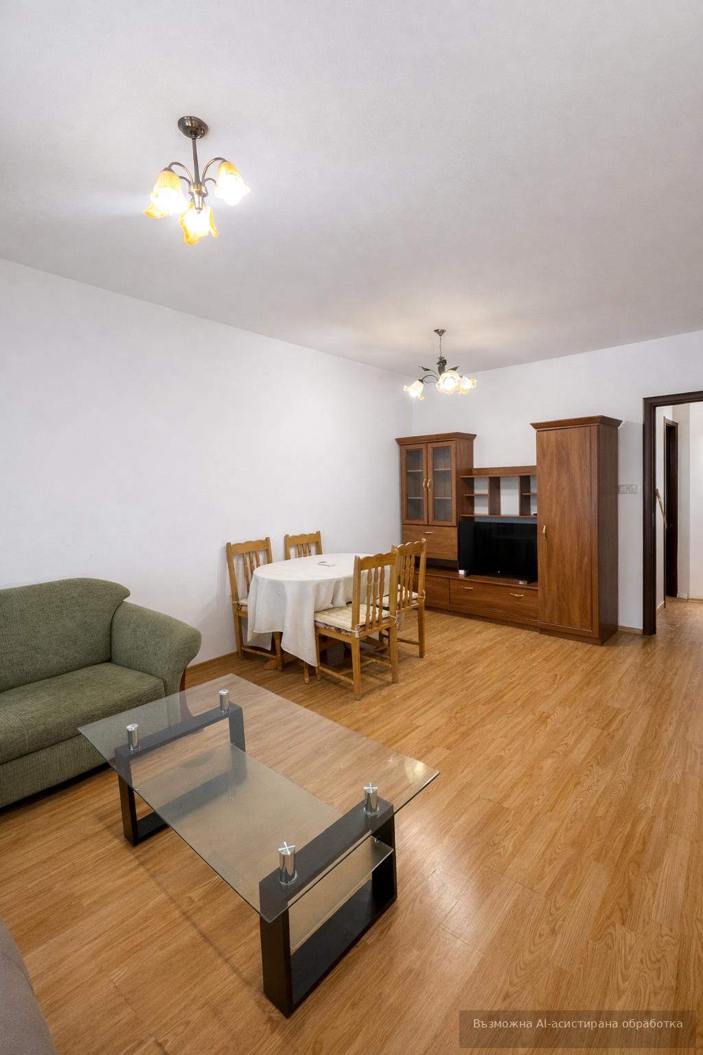 Spacious three-room apartment in the Karshiyaka district