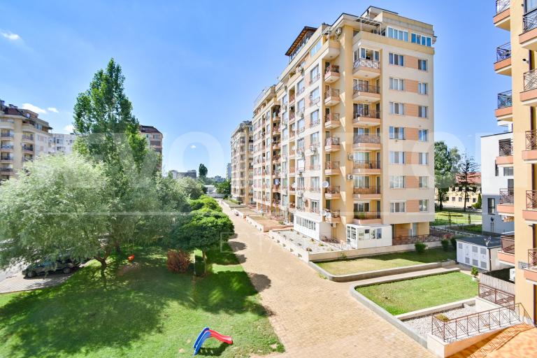 Тристаен апартамент в ж.к. Илиянци снимка 52148