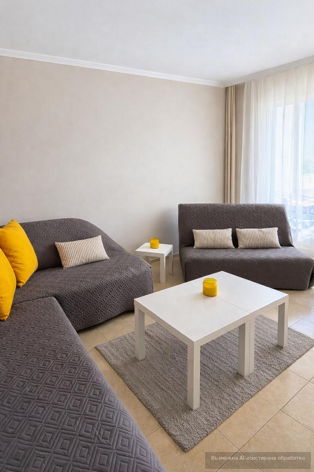 Three-room apartment for rent in Trakiya district.