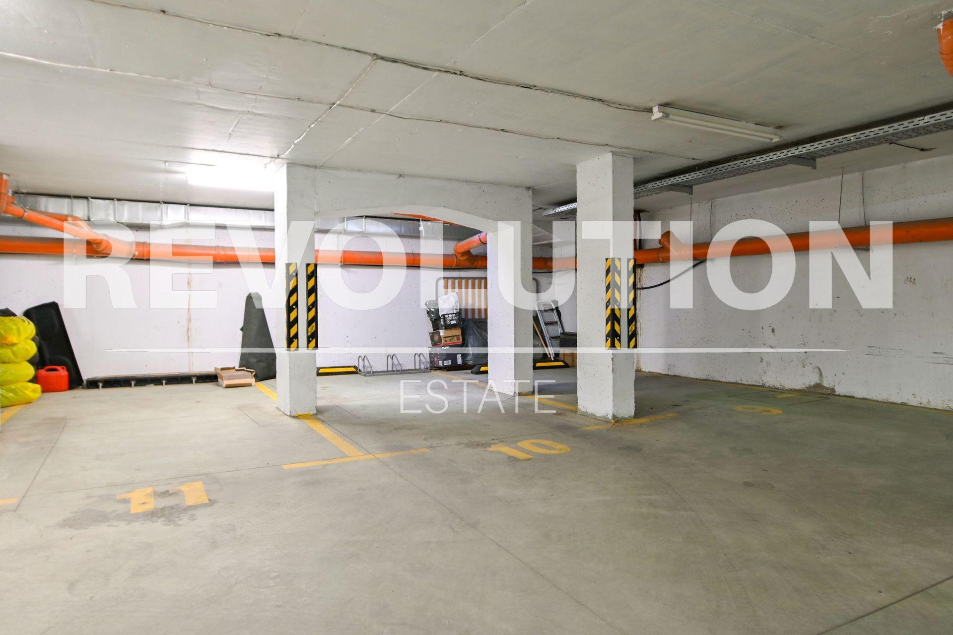 one-bedroom apartment image 17