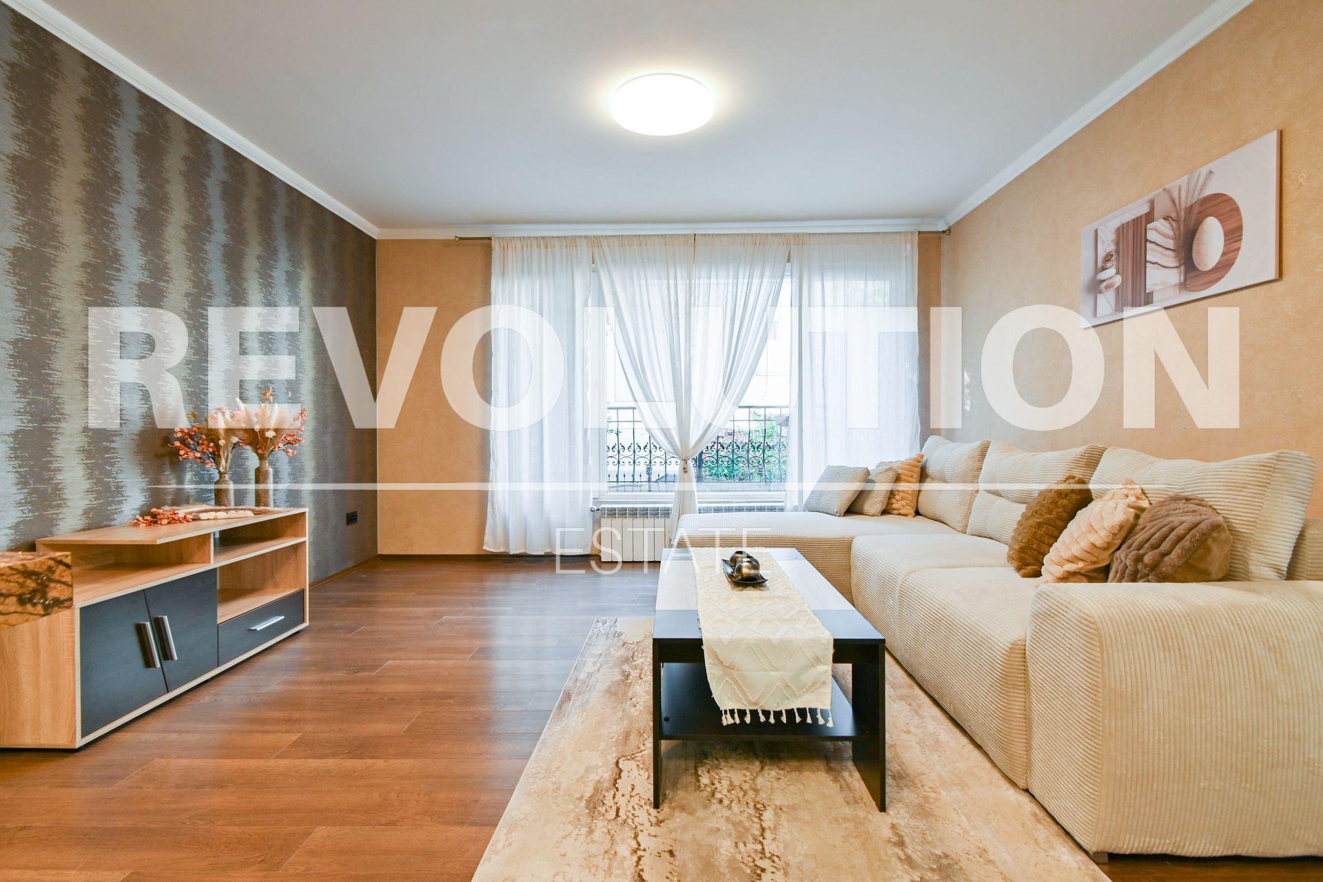 one-bedroom apartment image 2