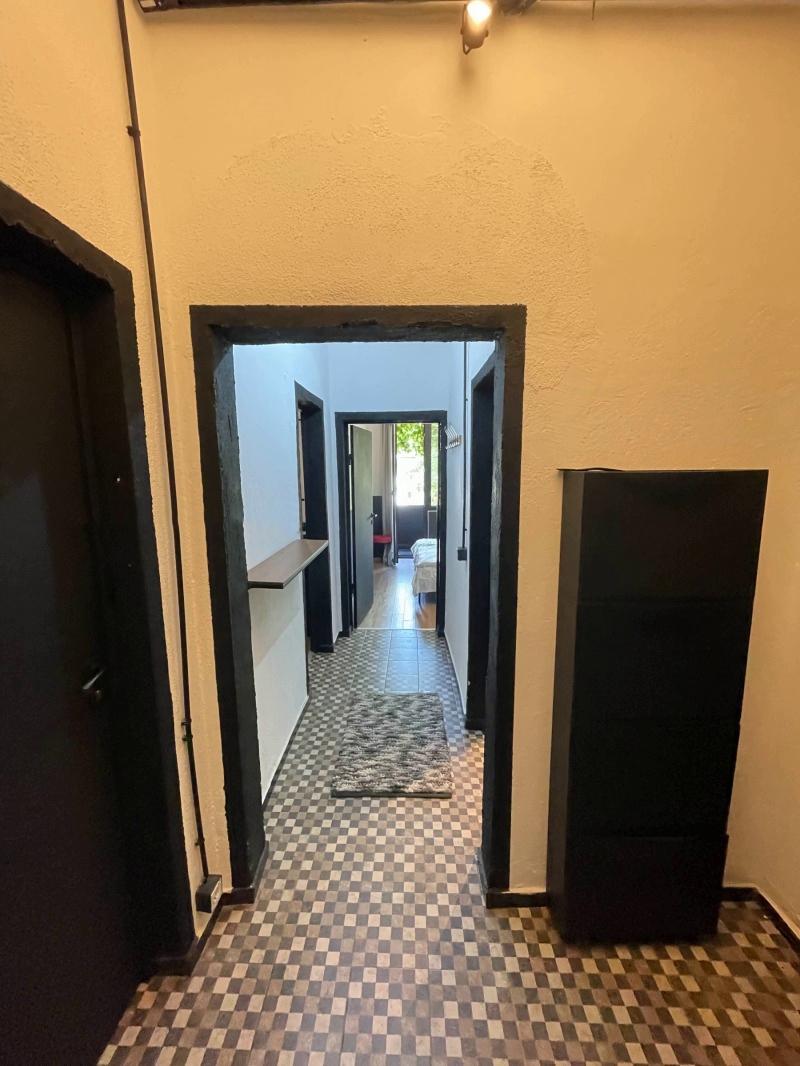 two-bedroom apartment image 8
