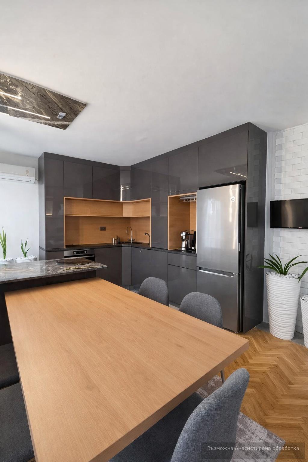 Luxury three-room apartment in the Kamenitsa 1 neighborhood
