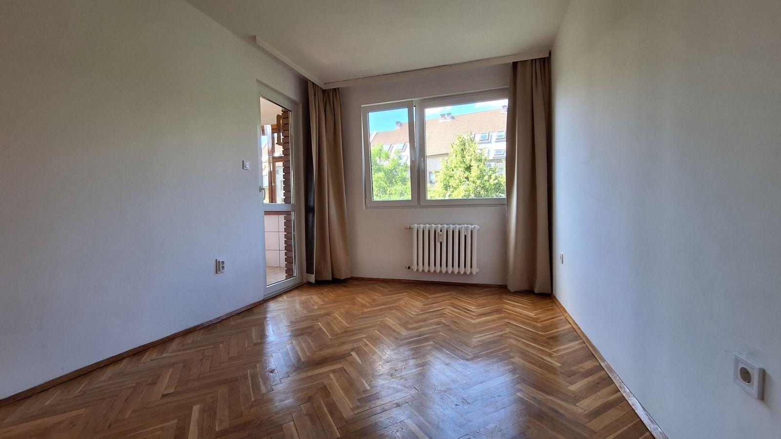 Revolution Estate presents a four-bedroom apartment in Sofia, Geo Milev image 8