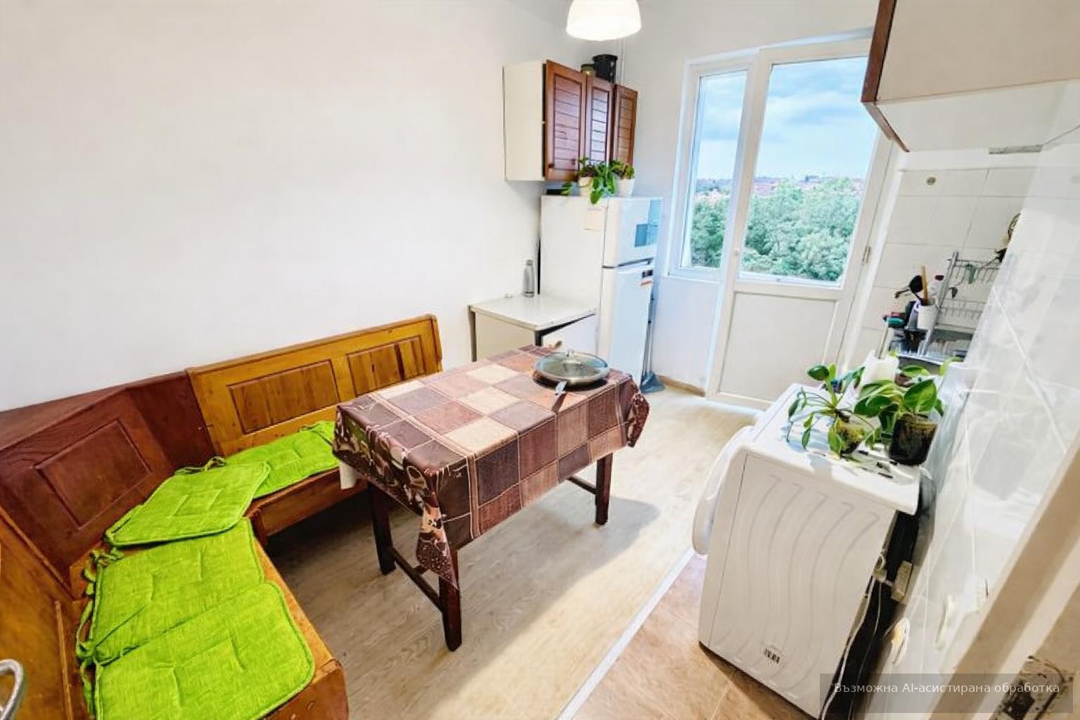 one-bedroom apartment image 1