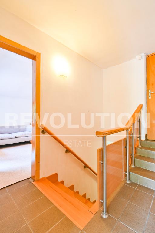 House image 48056