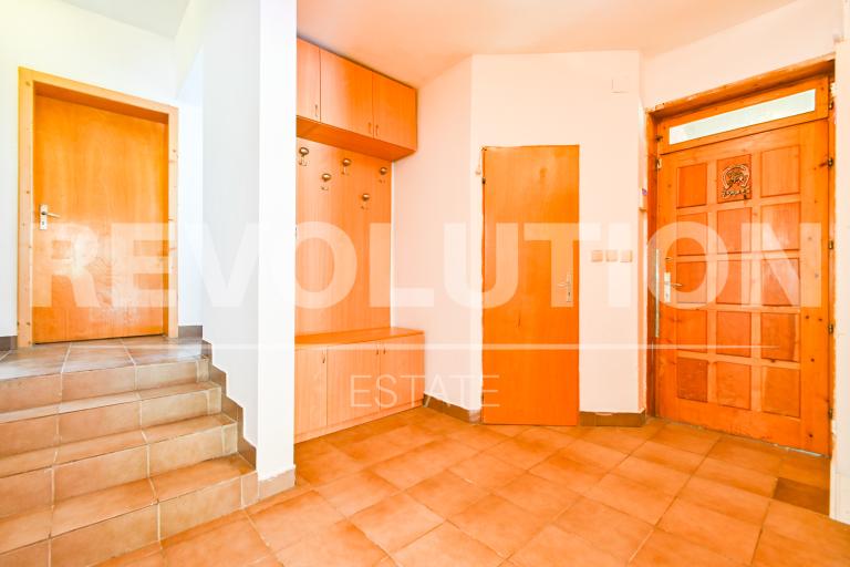 House image 48057