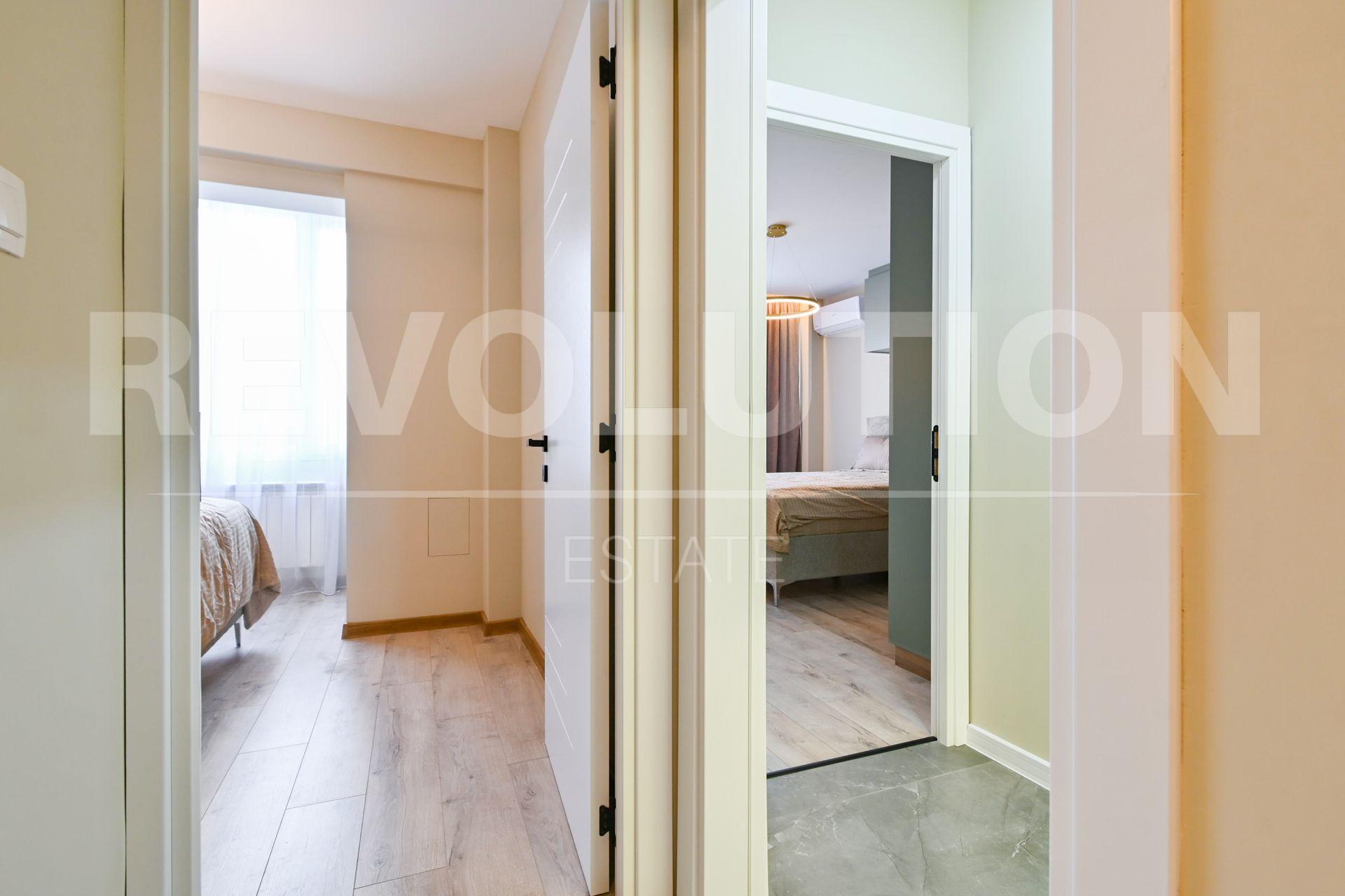 Three-room apartment in Druzhba 1 residential complex image 14
