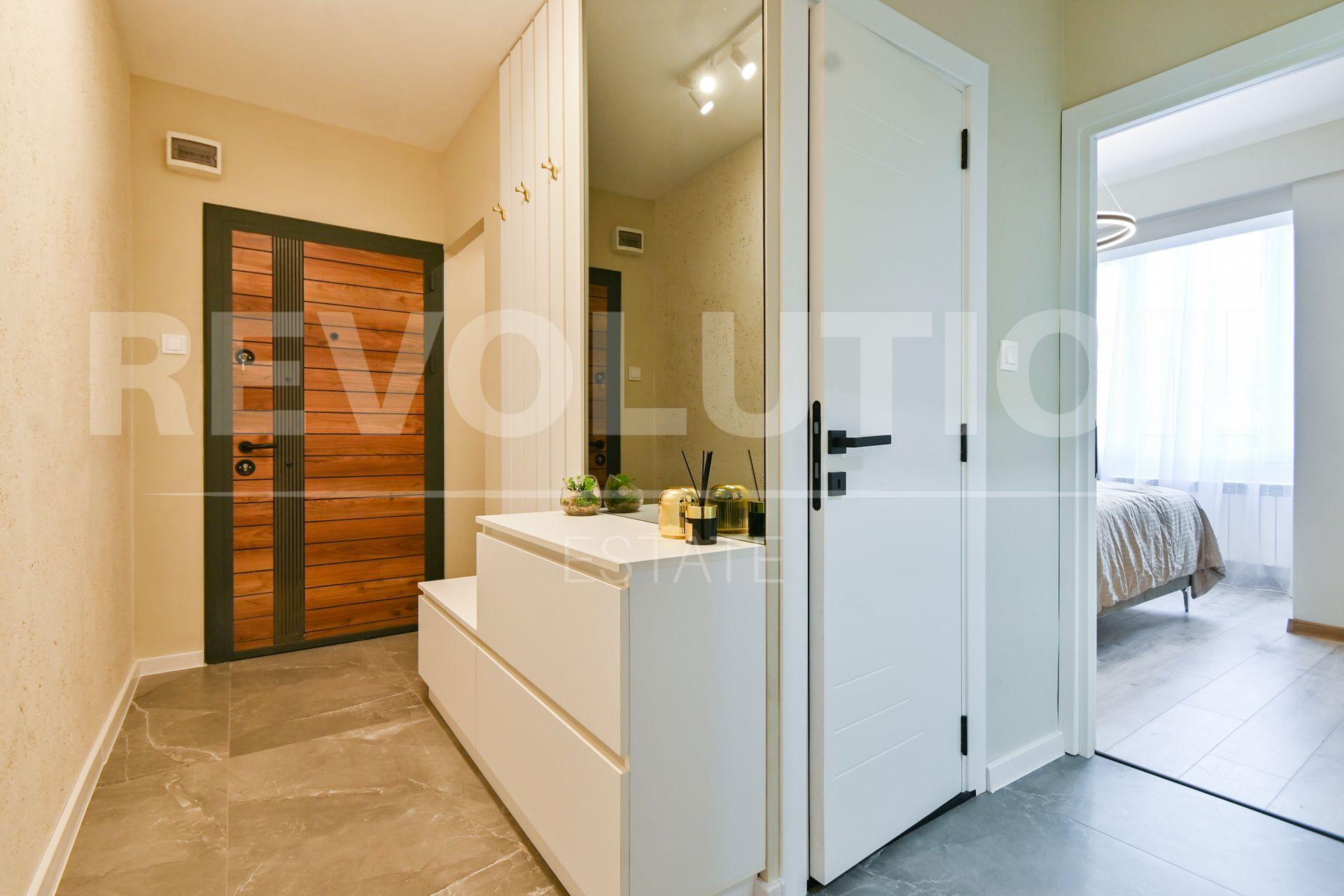 Three-room apartment in Druzhba 1 residential complex image 15