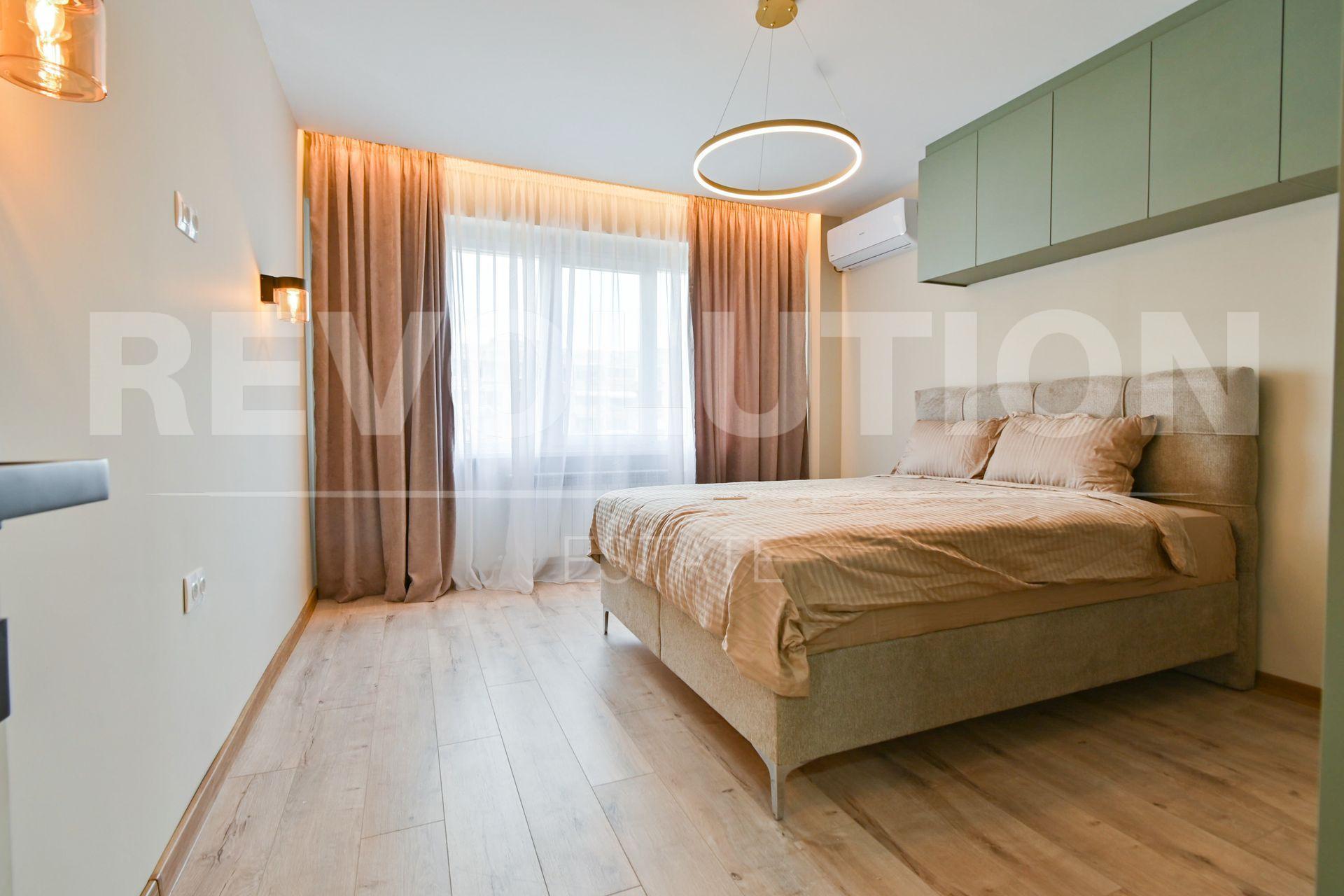 Three-room apartment in Druzhba 1 residential complex image 7