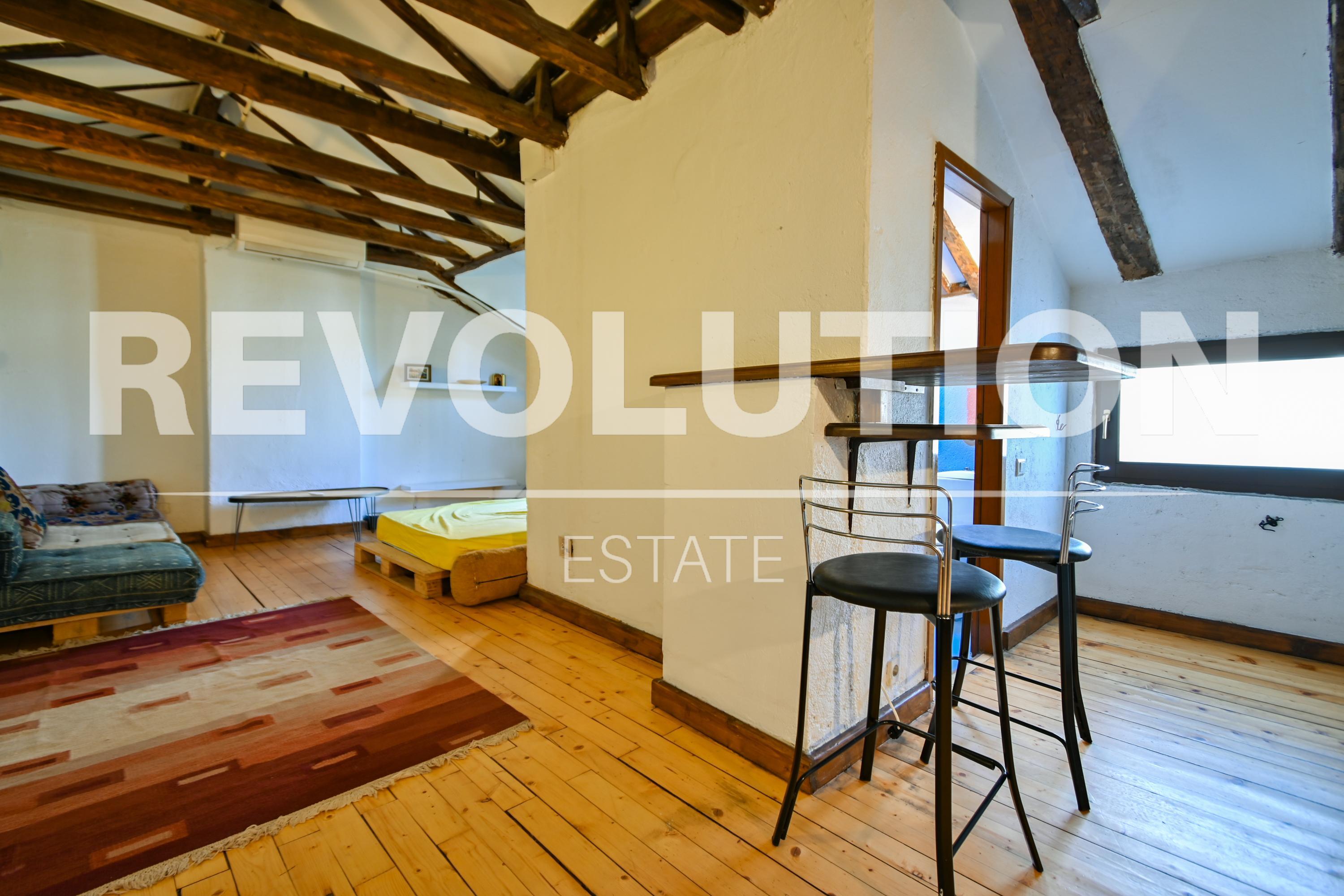 one-bedroom apartment image 3