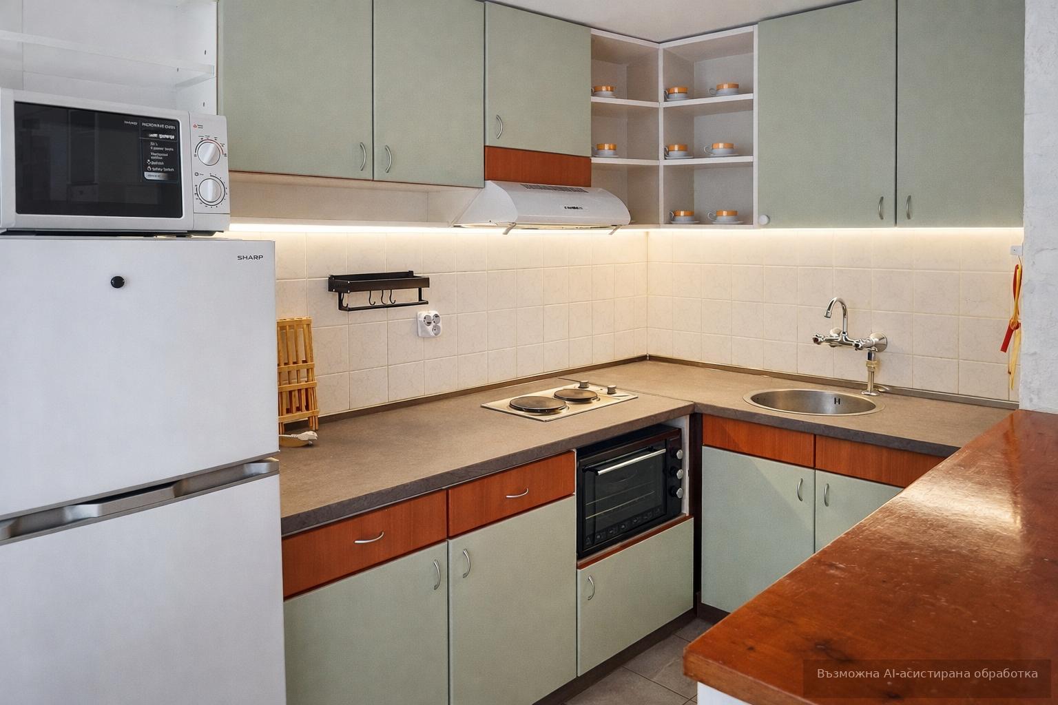 Bright three-room apartment in the Marasha neighborhood