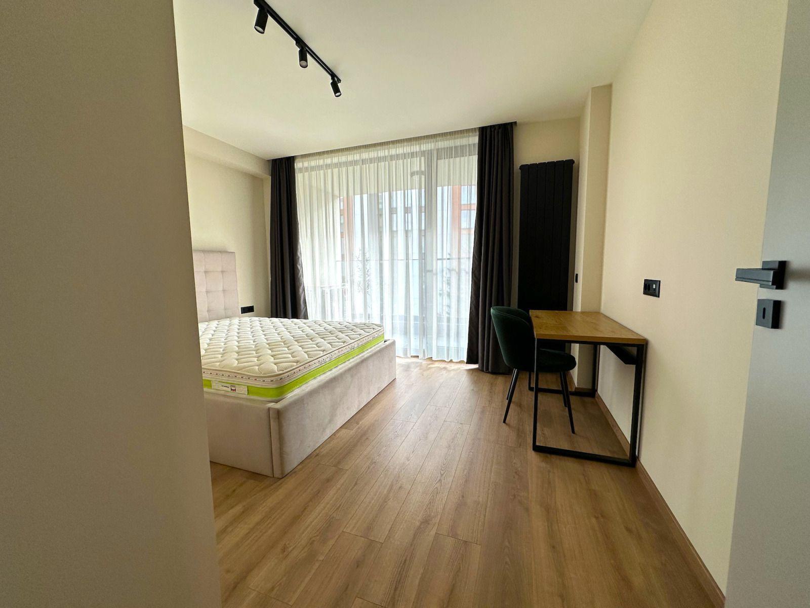 one-bedroom apartment image 8