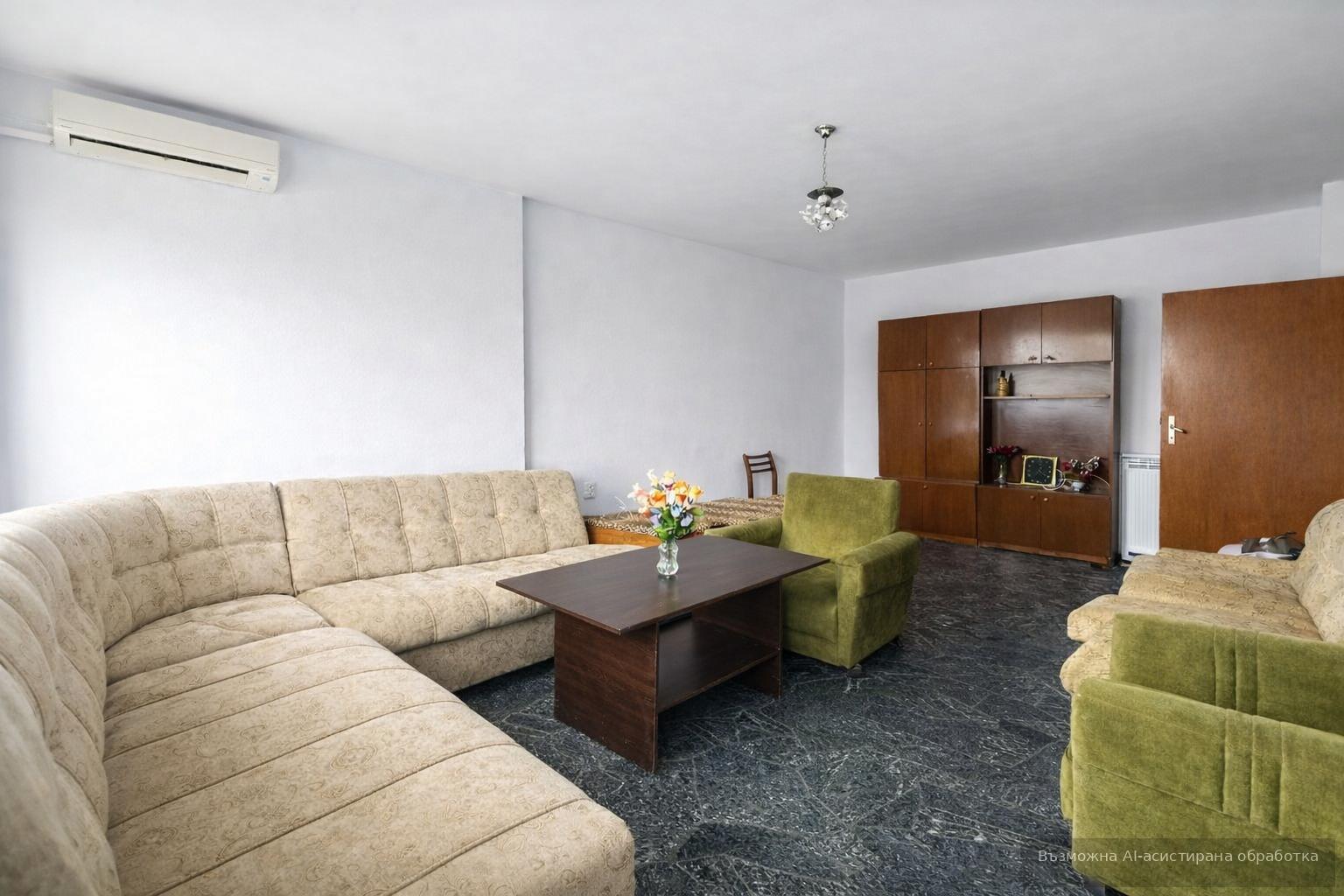 Two-room apartment in the Trakia residential district / Three separate rooms!