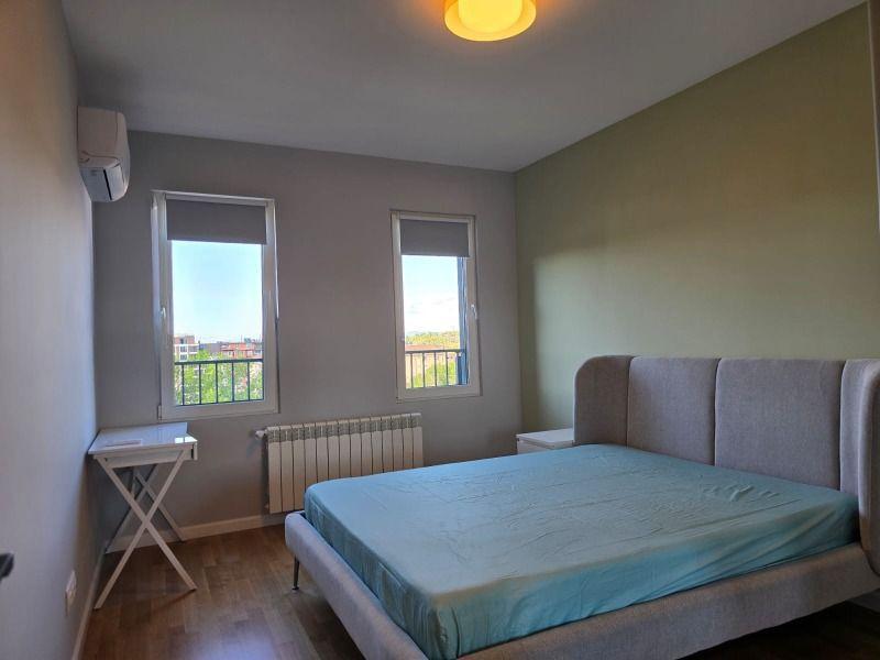one-bedroom apartment image 4