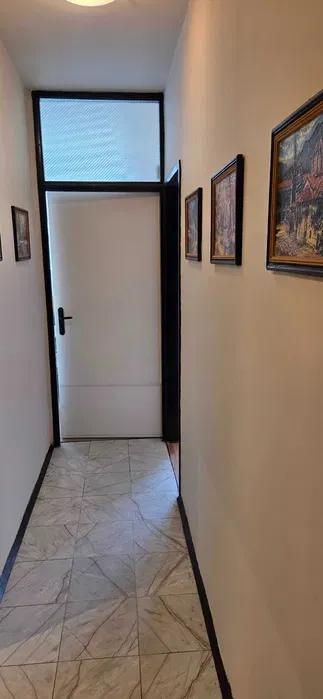 one-bedroom apartment image 10