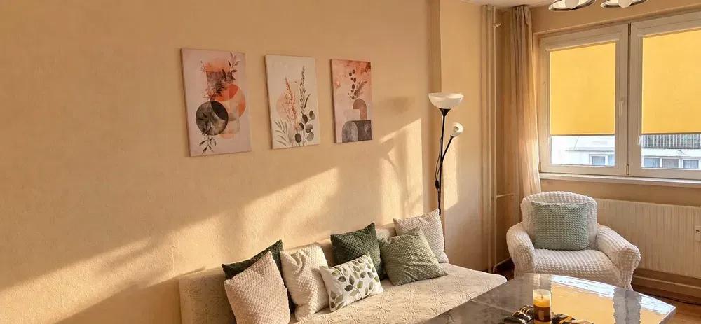 one-bedroom apartment image 2