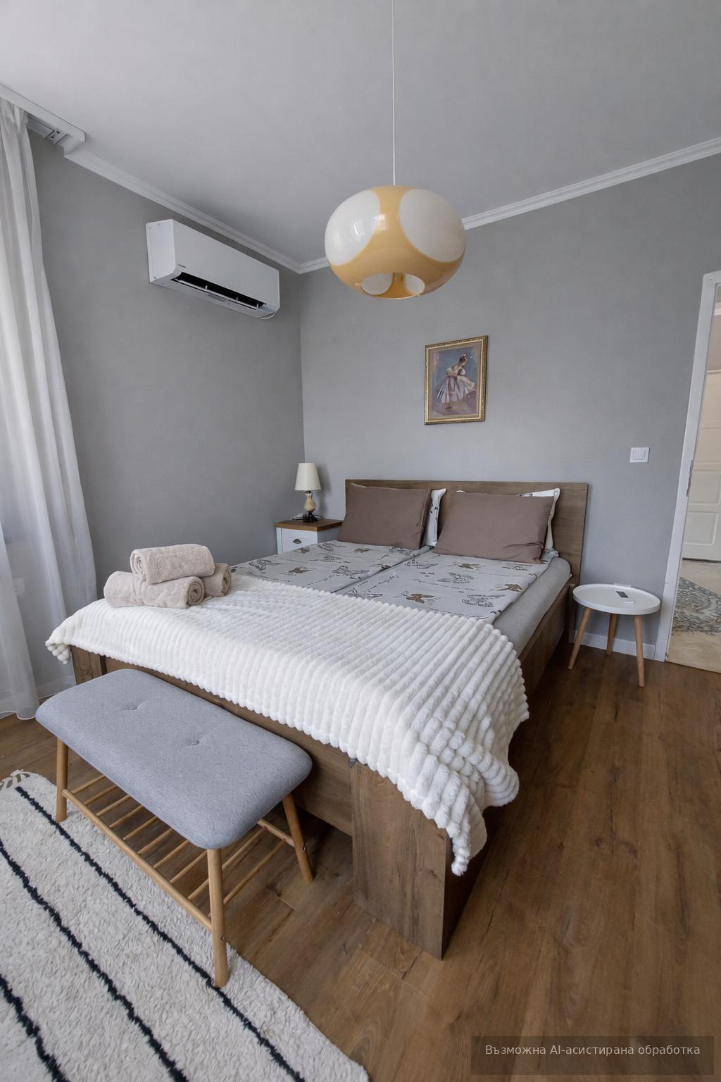 House for rent in the city center image 5