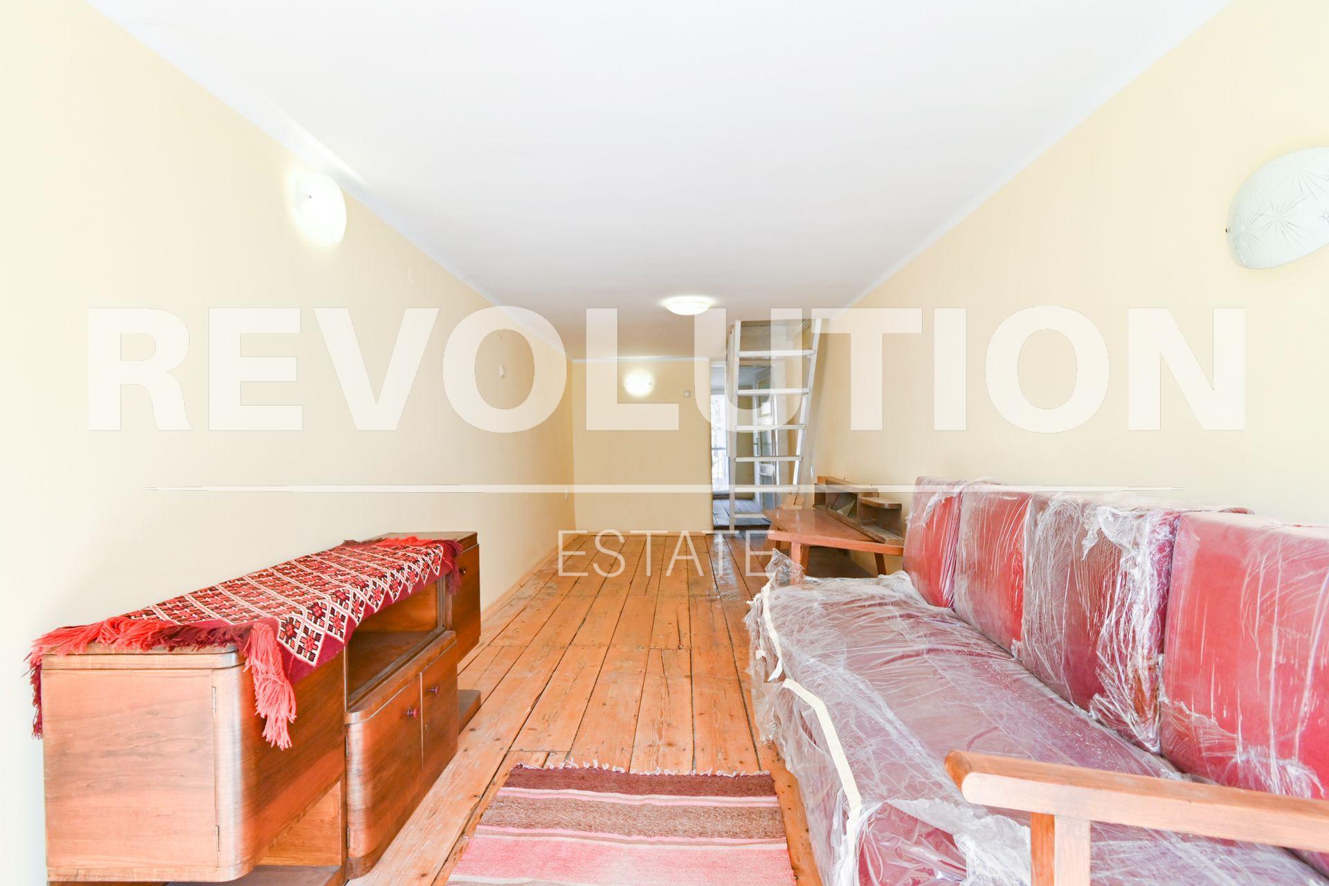 Revolution Estate Presents a Three-Bedroom Apartment in Sofia, Center – TSUM image 3