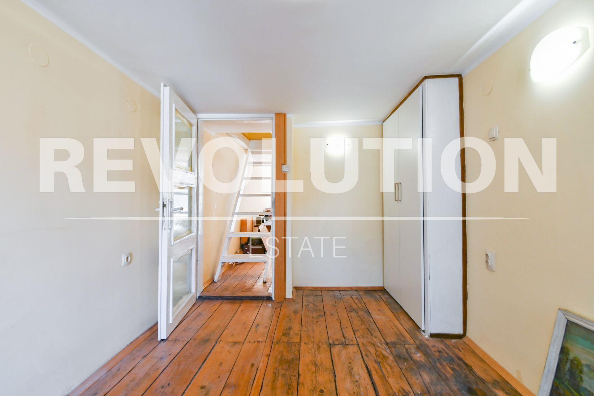 Revolution Estate Presents a Three-Bedroom Apartment in Sofia, Center – TSUM image 8