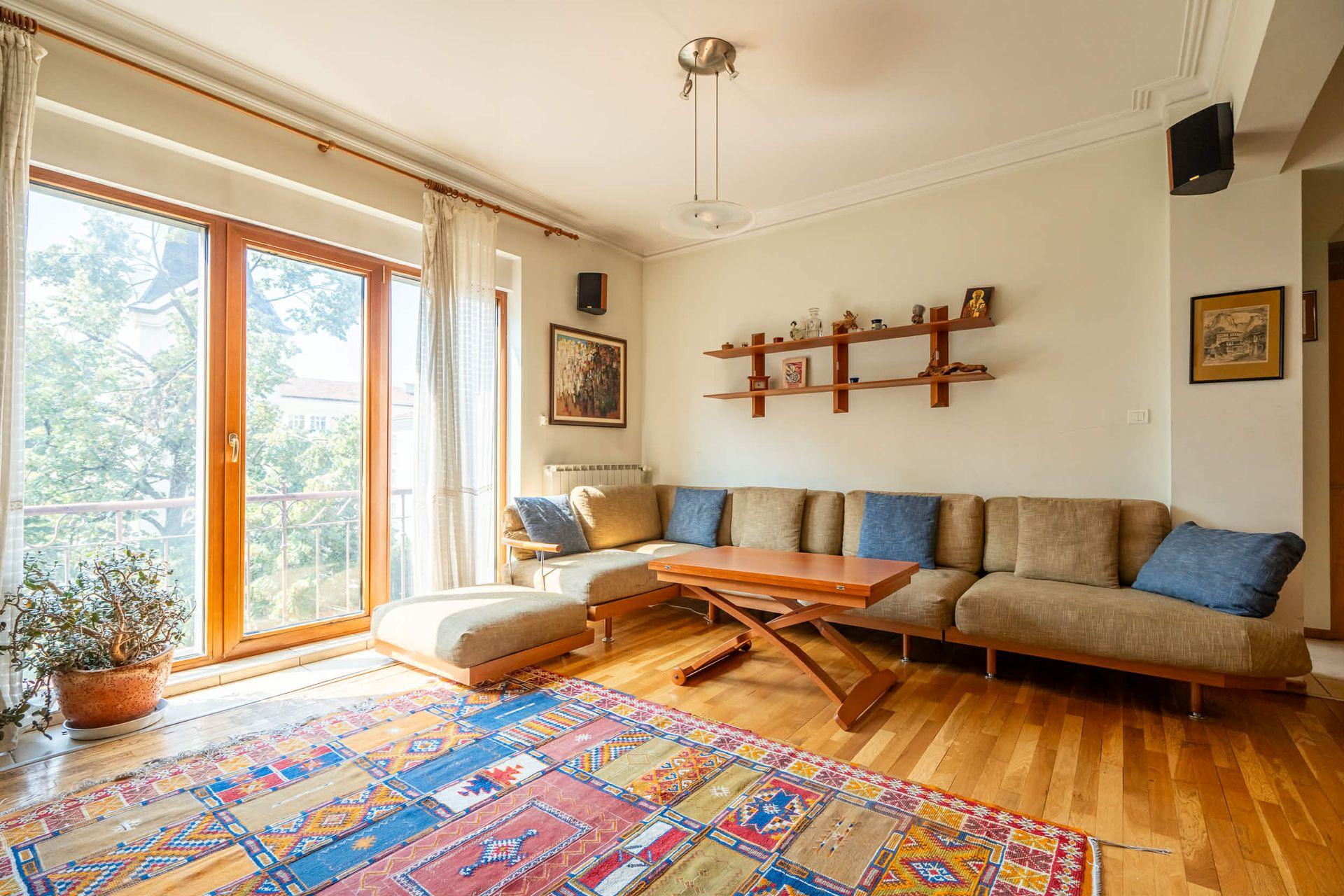 Revolution Estate Presents a Three-Bedroom Apartment in Sofia, Center – NDK
