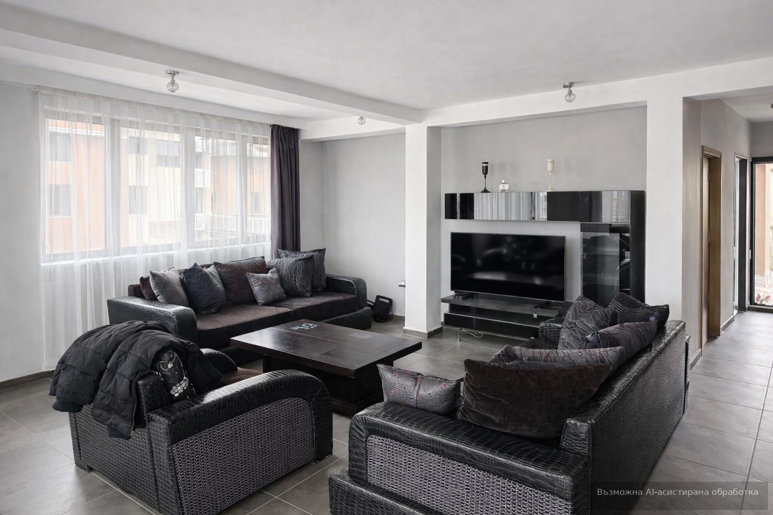 Three-room apartment in the city center area