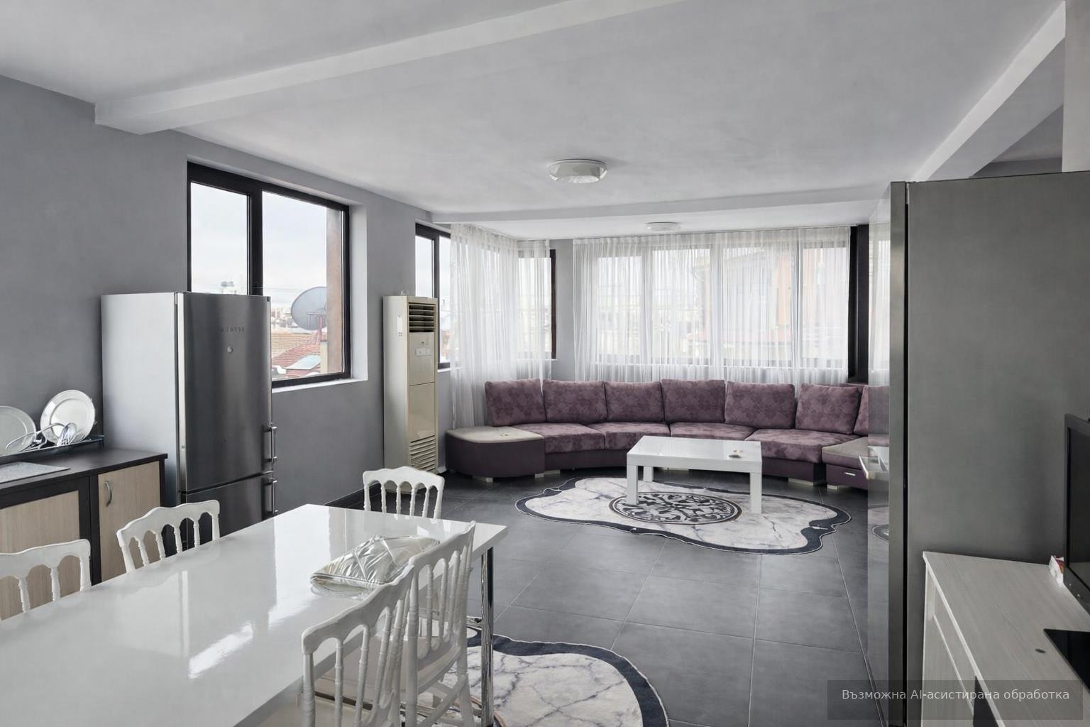 Three-room apartment in the city center area image 2