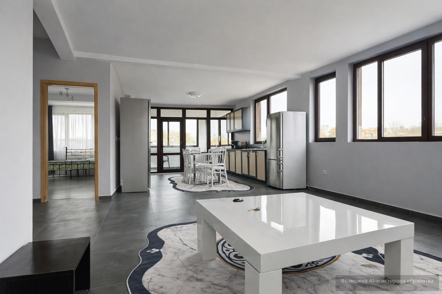 Three-room apartment in the city center area image 3