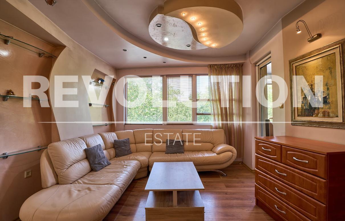 Three-room apartment in the Marasha neighborhood image 1