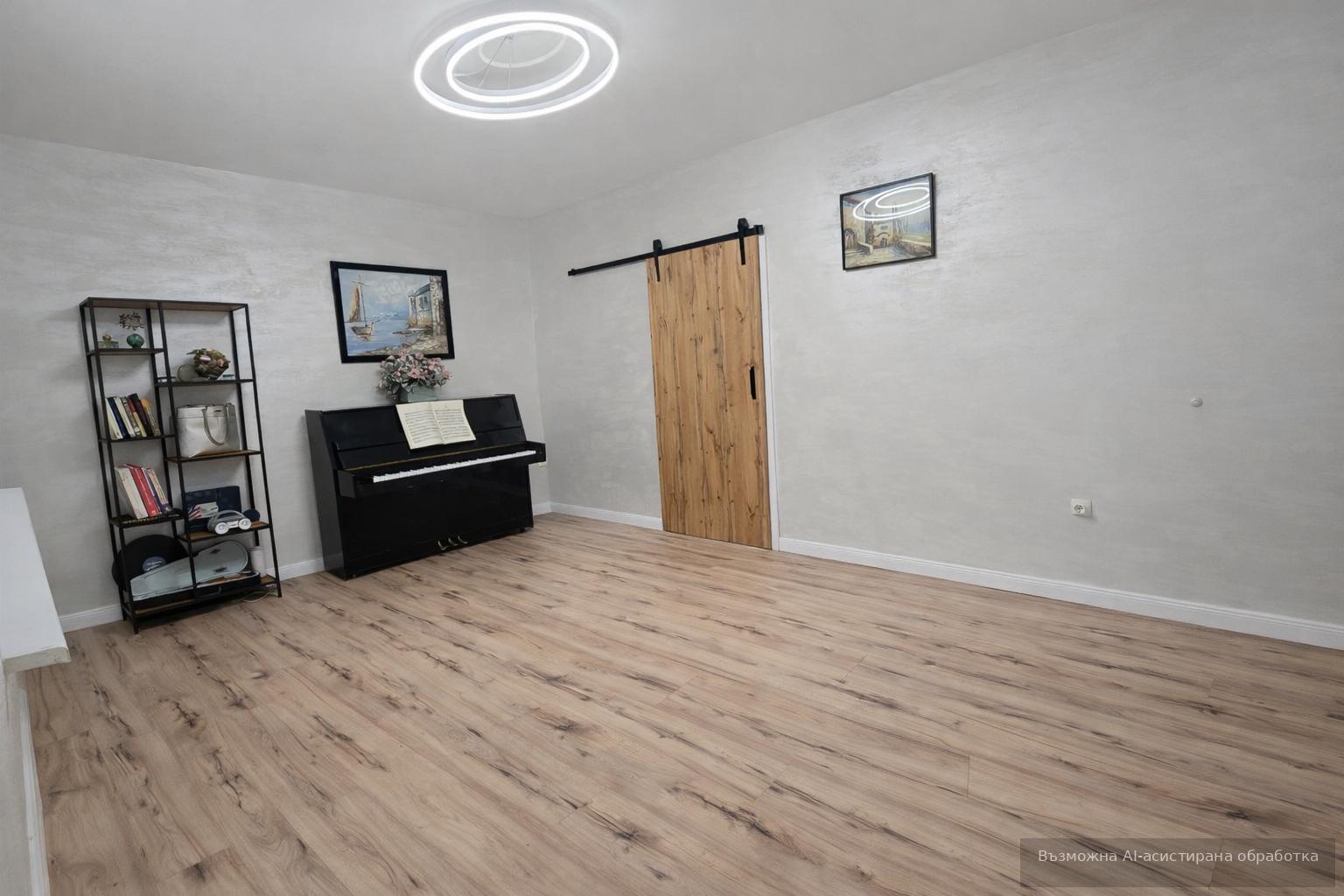Semi-furnished four-room apartment in the Trakia residential district. image 3