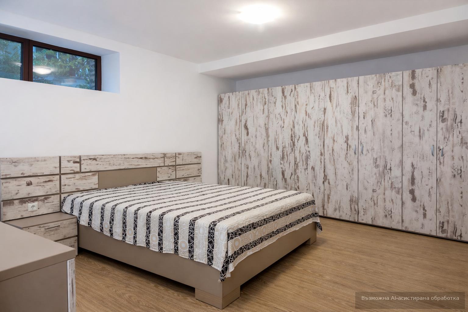 Luxury floor of a house in the city center area image 3